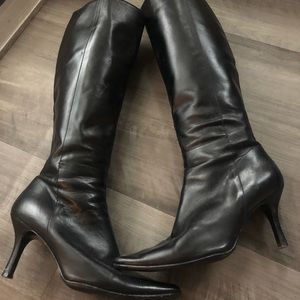 Black leather banana republic boots